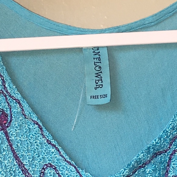 *DONATED* Flowy Shirt - Picture 2 of 3